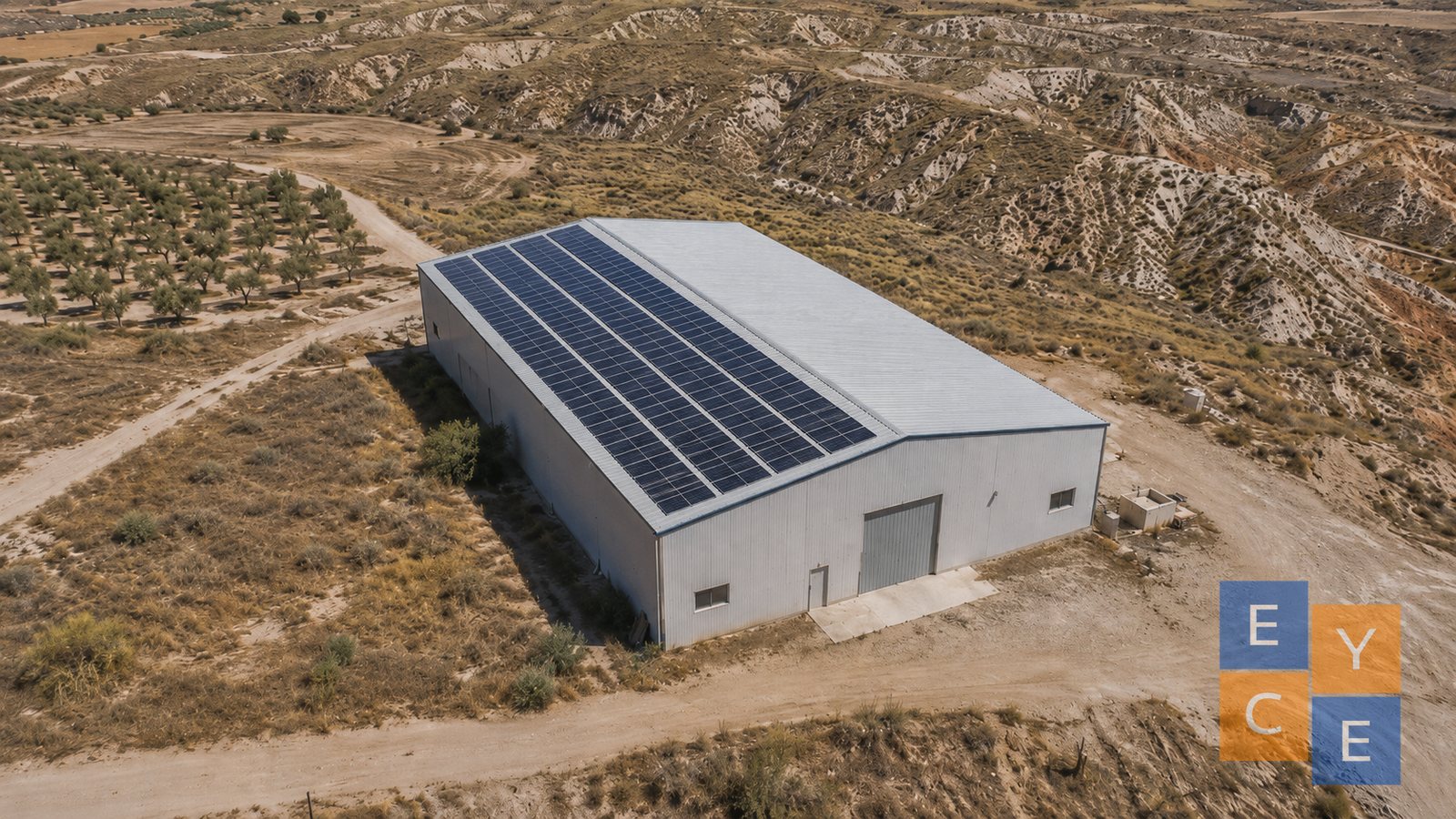 Instalación de sistema fotovoltaico en industria de Castillejar (Granada).